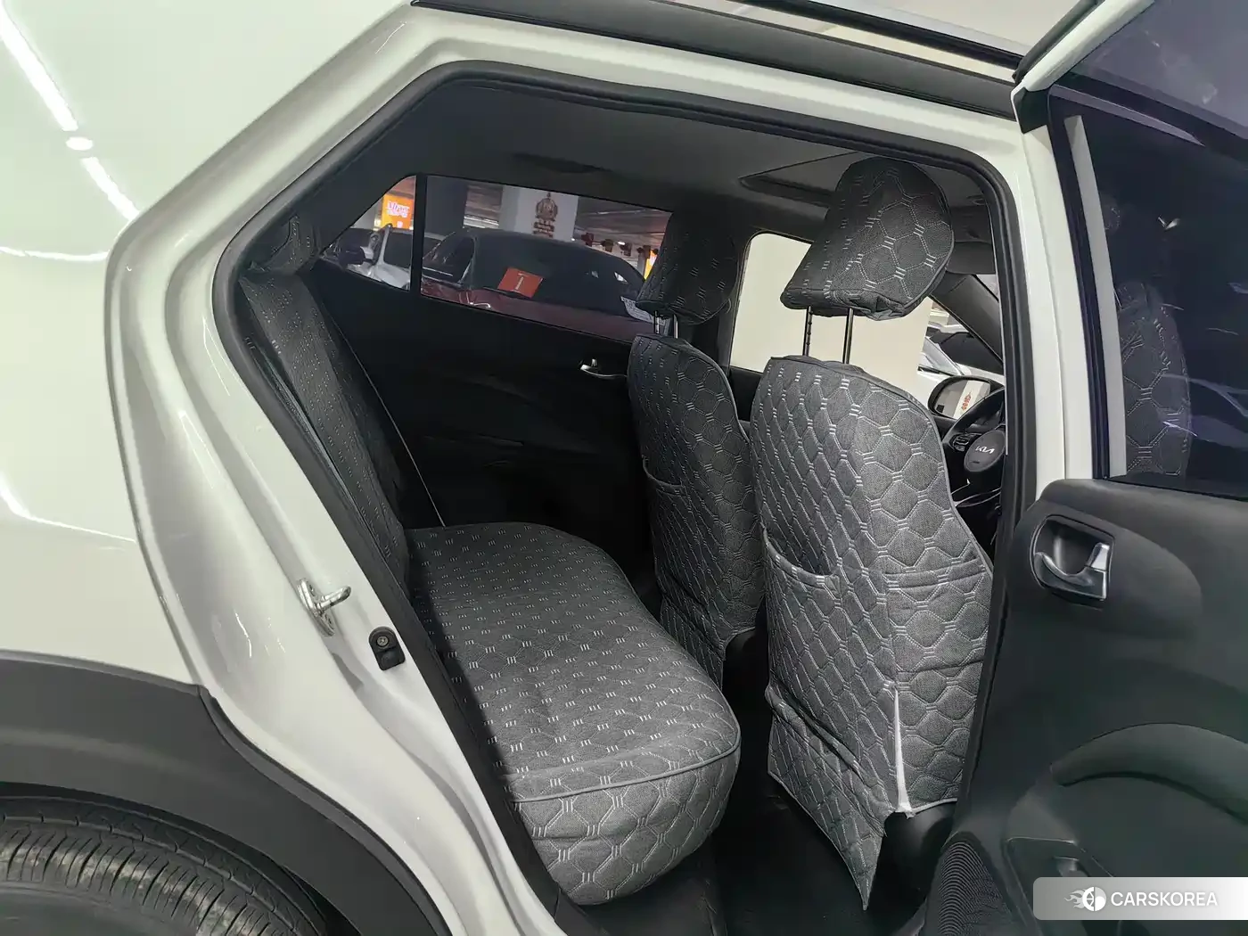 Kia Yi Ran 2023 Белый из Китая, фото 5