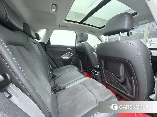 Audi Q3 2022 Белый из Китая, фото 5