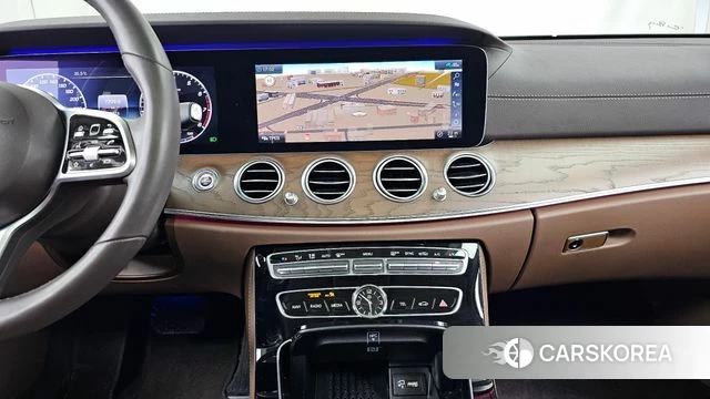 Mercedes-Benz E-Class W213 2020 Черный из Кореи, фото 5