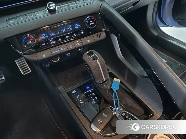 Hyundai Avante (CN7) 2022 Небесно-голубой из Кореи, фото 5