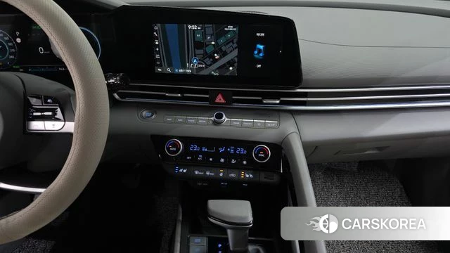 Hyundai The New Avante Hybrid (CN7) 2025 Белый из Кореи, фото 5
