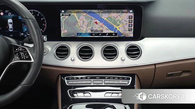 Mercedes-Benz E-Class W213 2021 Белый из Кореи, фото 5