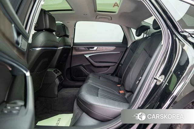 Audi A6L 2021 Черный из Китая, фото 5