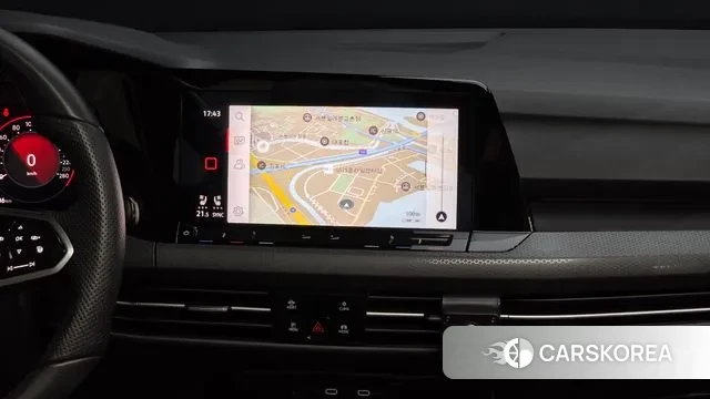 Volkswagen Golf 8th Generation 2024 Белый из Кореи, фото 5