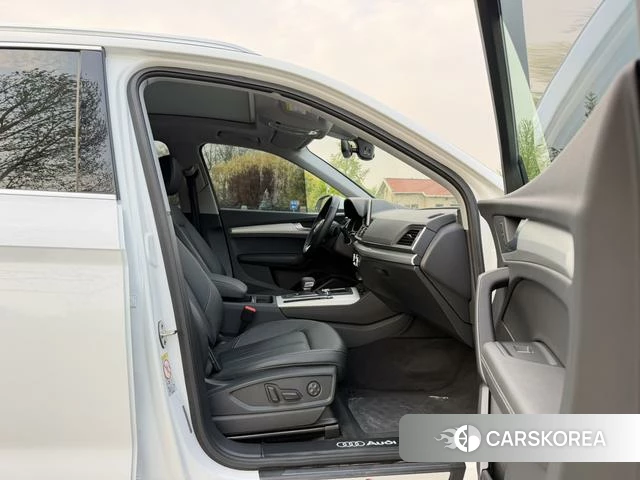 Audi Q5L 2021 Белый из Китая, фото 5