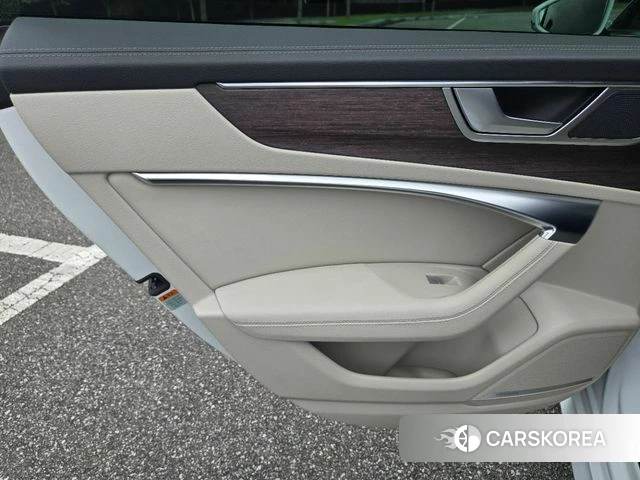 Audi A7 (4K) 2022 Белый из Кореи, фото 5