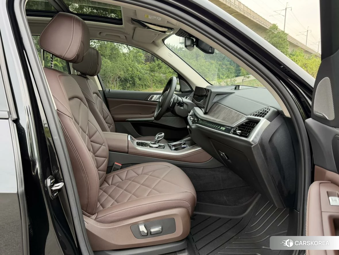 BMW X5 2023 Черный из Китая, фото 5