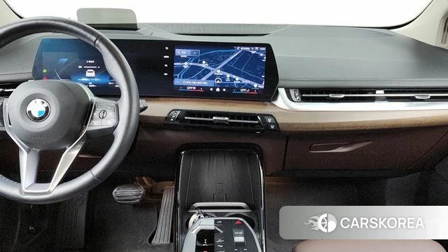 BMW 2 Series Active Tourer (U06) 2024 Белый из Кореи, фото 5