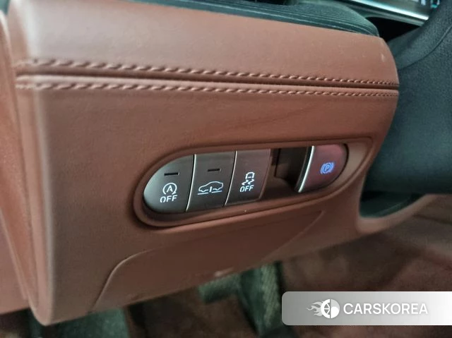Genesis G90 (RS4) 2022 Черный из Кореи, фото 5