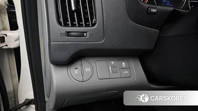 Hyundai The New Grand Starex 2019 Белый из Кореи, фото 5