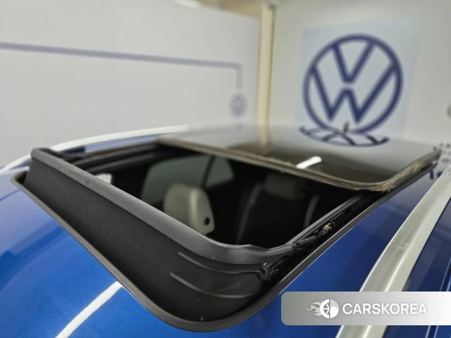 Volkswagen T-Roc 2021 Синий из Кореи, фото 5