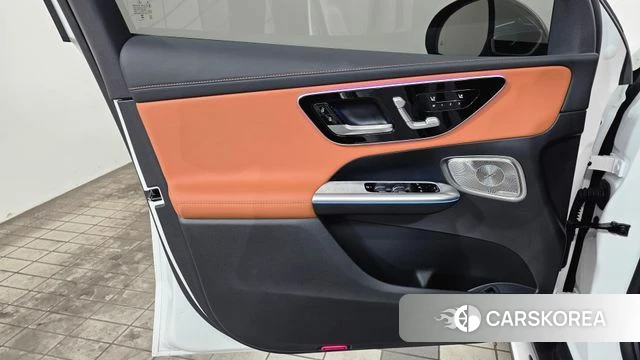 Mercedes-Benz GLC-Class X254 2025 Белый из Кореи, фото 5