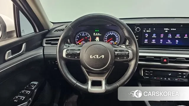 Kia K5 3rd generation 2022 Белый из Кореи, фото 5