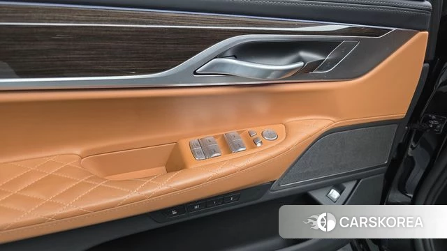 BMW 7 Series (G11) 2021 Черный из Кореи, фото 5