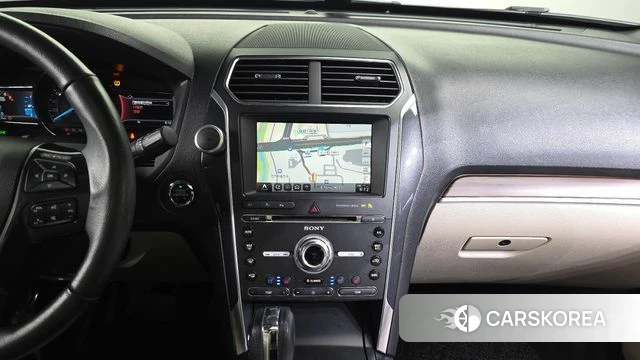 Ford Explorer 2018 Белый из Кореи, фото 5