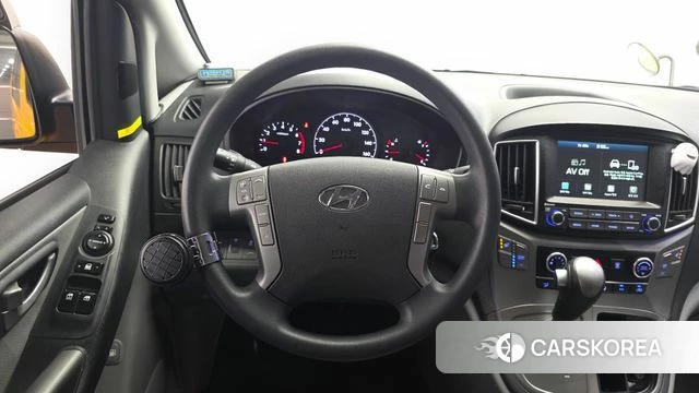 Hyundai The New Grand Starex 2019 Желтый из Кореи, фото 5