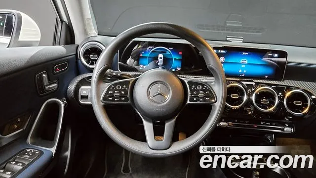 Mercedes-Benz A-Class W177 2019 Белый из Кореи, фото 5