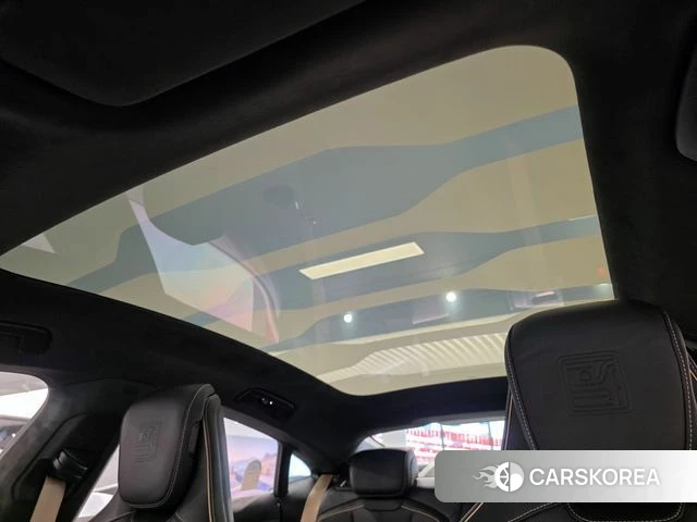 Porsche Taycan 2025 Красный из Кореи, фото 5