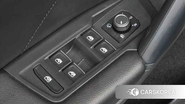 Volkswagen Tiguan second Generation 2021 Черный из Кореи, фото 5