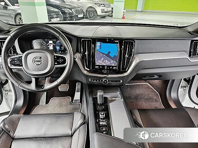 Volvo XC60 second Generation 2020 Белый из Кореи, фото 5