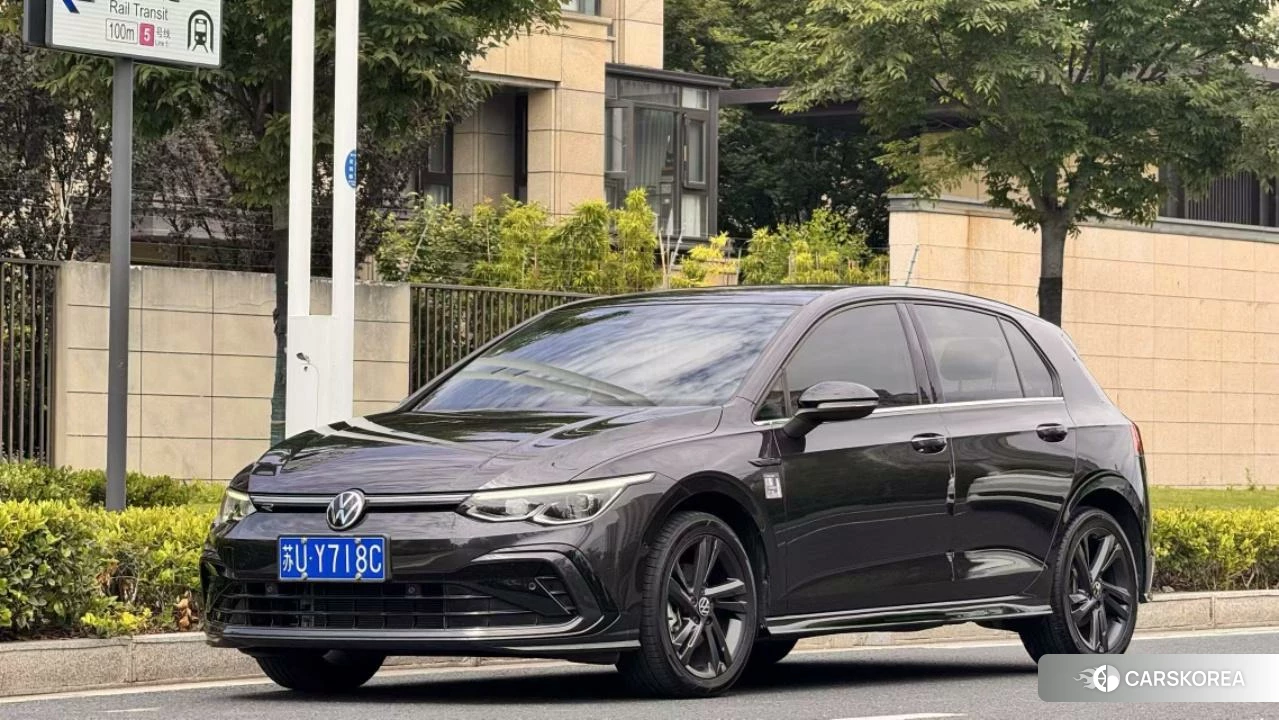 Volkswagen Golf 2022 Черный из Китая, фото 5