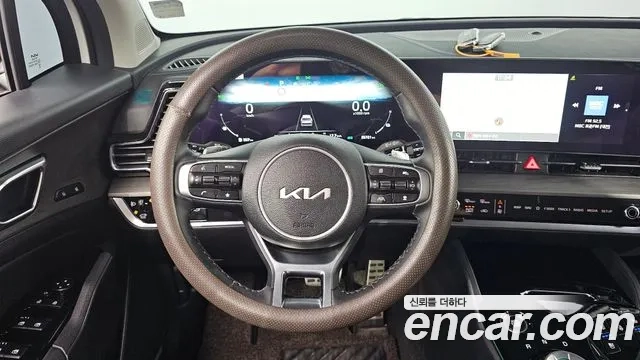 Kia Sportage 5th Generation Hybrid 2024 Белый из Кореи, фото 5