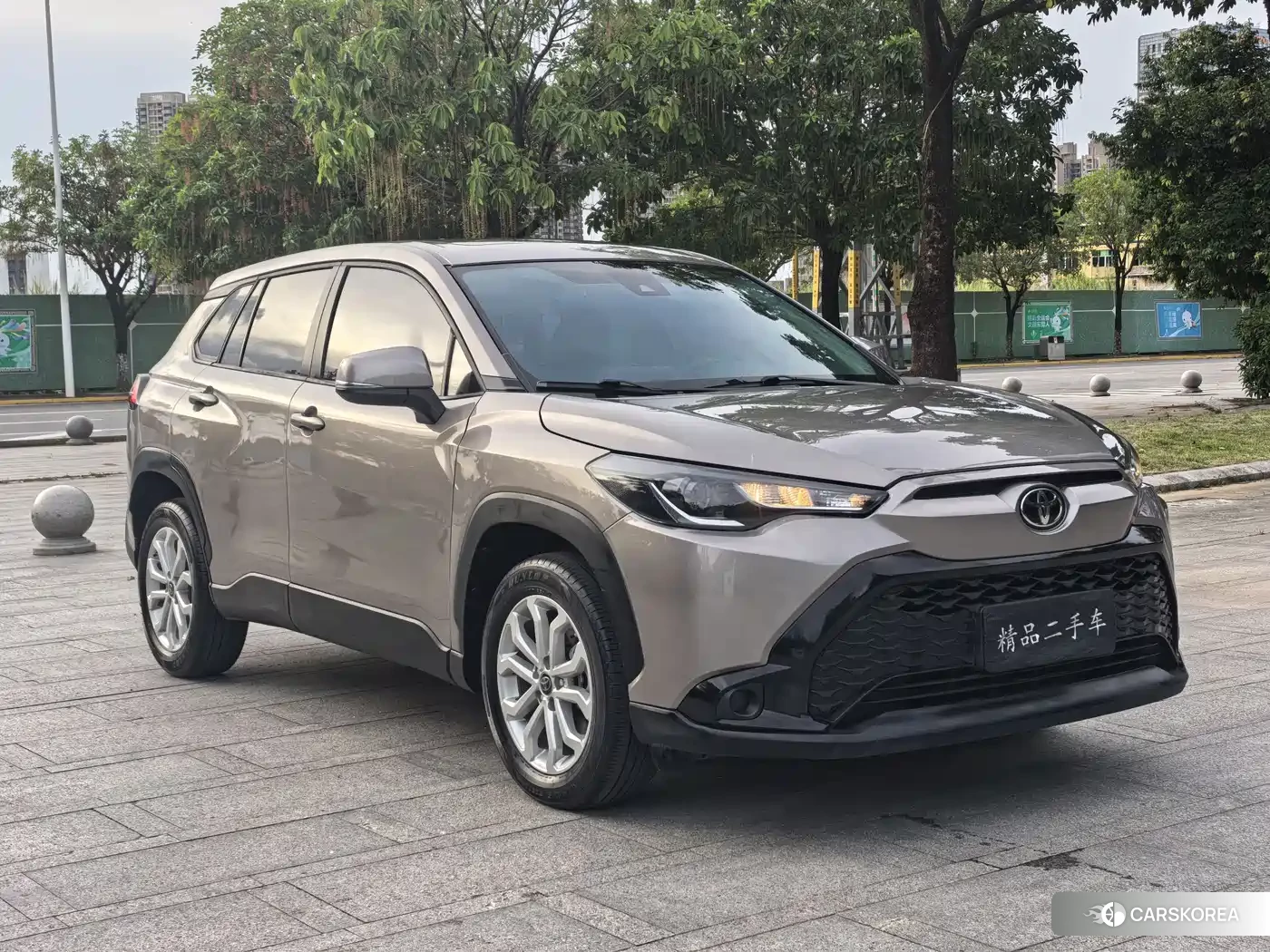 Toyota Frontlander 2023 Silver/gray из Китая, фото 5