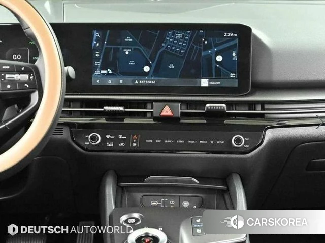 Kia The New Sportage 5th Generation Hybrid 2025 Белый из Кореи, фото 5