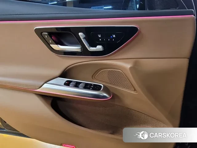 Mercedes-Benz E-Class W214 2024 Черный из Кореи, фото 5