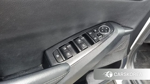 Kia Seltos 2022 Белый из Кореи, фото 5