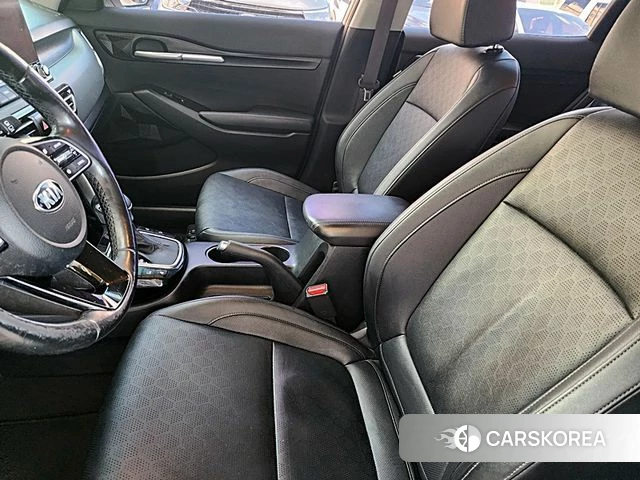 Kia Seltos 2021 Белый из Кореи, фото 5