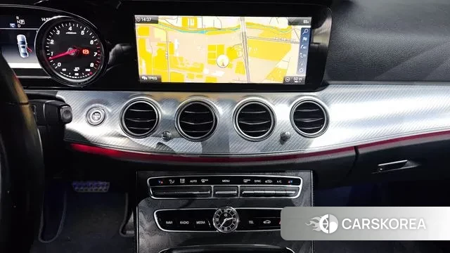 Mercedes-Benz E-Class W213 2020 Белый из Кореи, фото 5