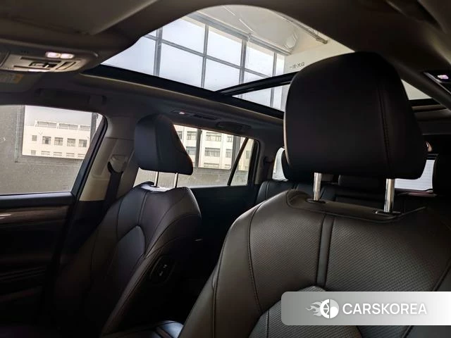 Toyota Highlander 2024 Черный из Китая, фото 5