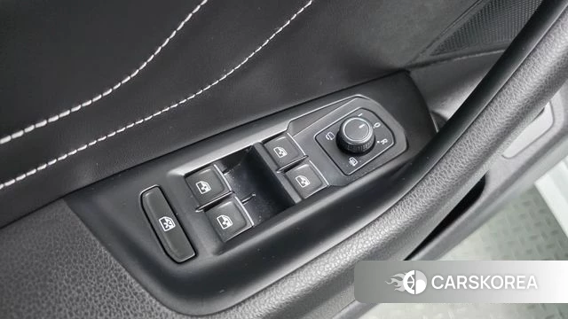 Volkswagen Arteon 2022 Белый из Кореи, фото 5
