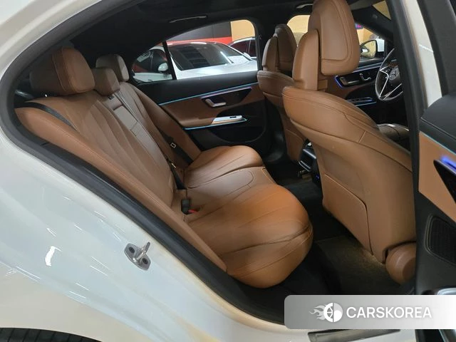 Mercedes-Benz E-Class W214 2025 Серебряный из Кореи, фото 5