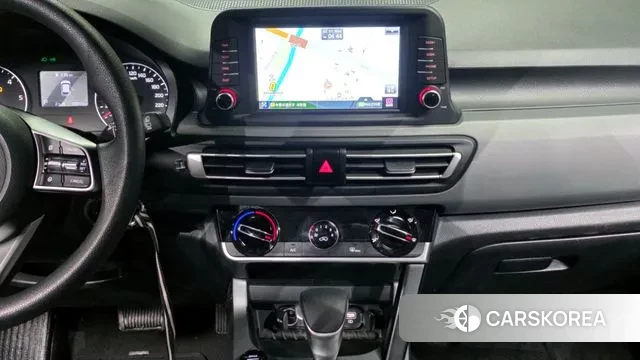 Kia Seltos 2021 Черный из Кореи, фото 5