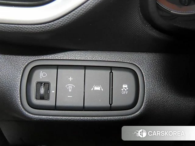 Hyundai Venue 2020 Белый из Кореи, фото 5