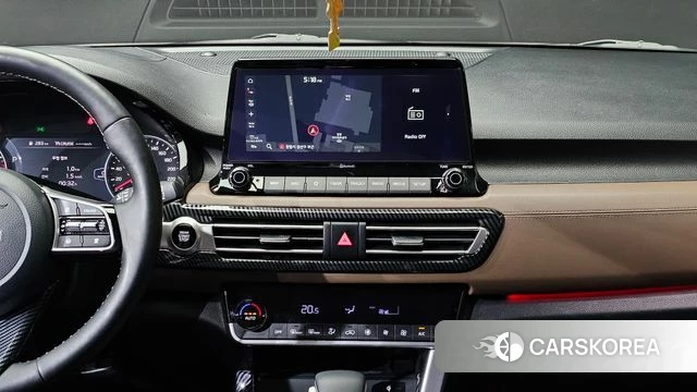Kia Seltos 2022 Белый из Кореи, фото 5