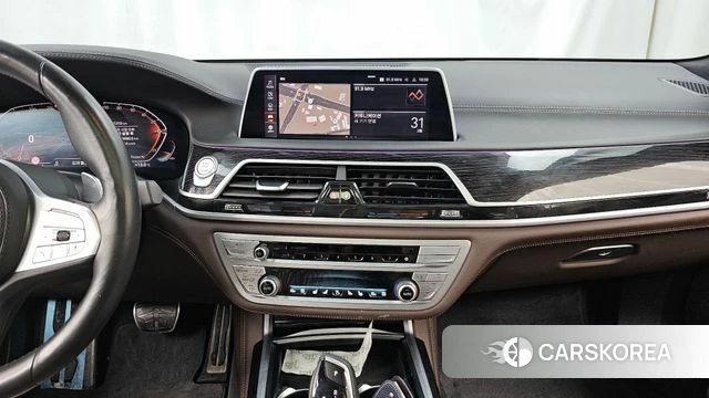 BMW 7 Series (G11) 2021 Черный из Кореи, фото 5