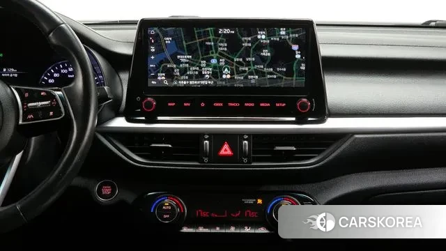 Kia The New K3 2nd generation 2021 Белый из Кореи, фото 5