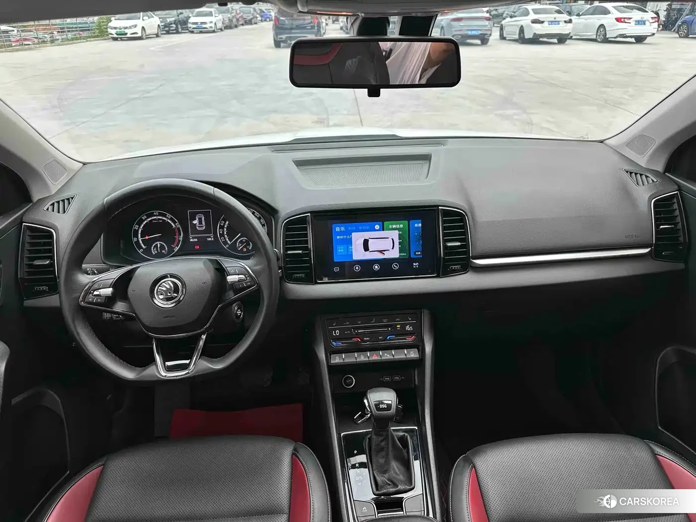 Skoda Karoq 2022 Белый из Китая, фото 5