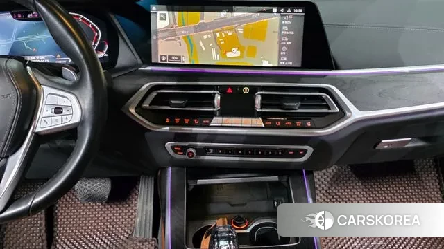 BMW X7 (G07) 2021 Цвет тростника из Кореи, фото 5