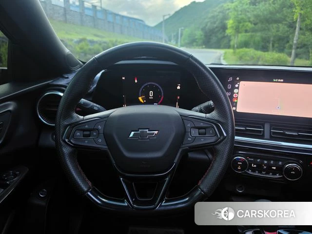 Chevrolet (GM Daewoo) Trax Crossover 2023 Красный из Кореи, фото 5