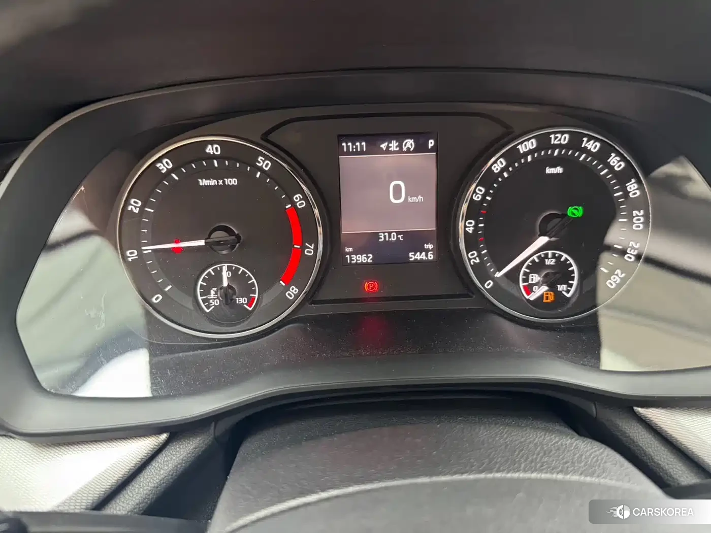 Skoda Octavia 2023 Белый из Китая, фото 5
