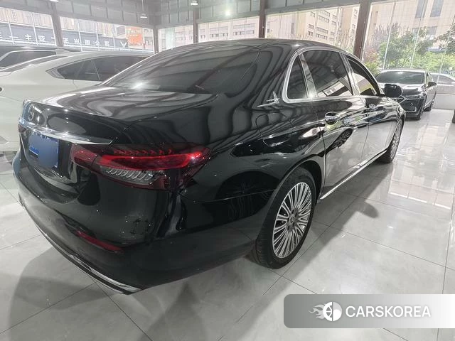 Mercedes-Benz E-class 2023 Черный из Китая, фото 5