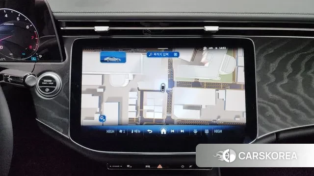 Mercedes-Benz E-Class W214 2024 Светло-серебряный цвет из Кореи, фото 5