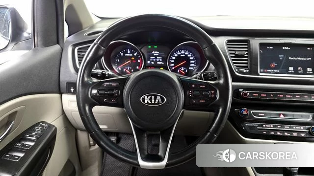 Kia The New Carnival 2018 Белый из Кореи, фото 5