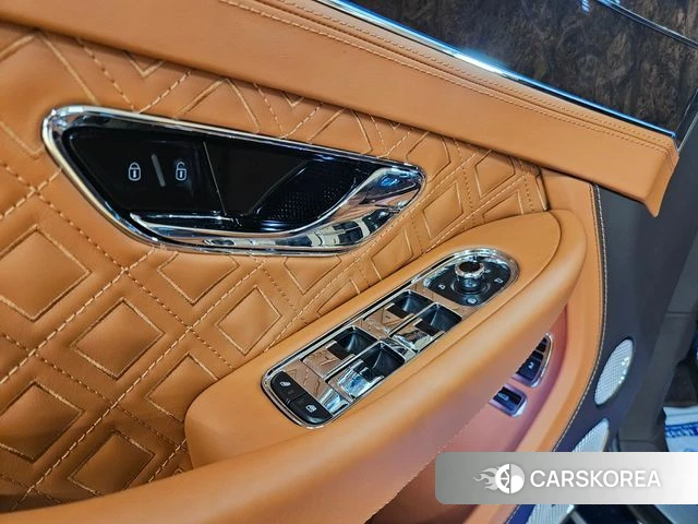 Bentley Continental GT 3rd Generation 2023 Синий из Кореи, фото 5