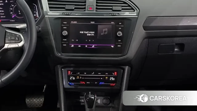 Volkswagen Tiguan second Generation 2024 Белый из Кореи, фото 5