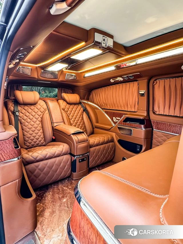 Weihao Automobile Seriaran V-class 2023 Черный из Китая, фото 5